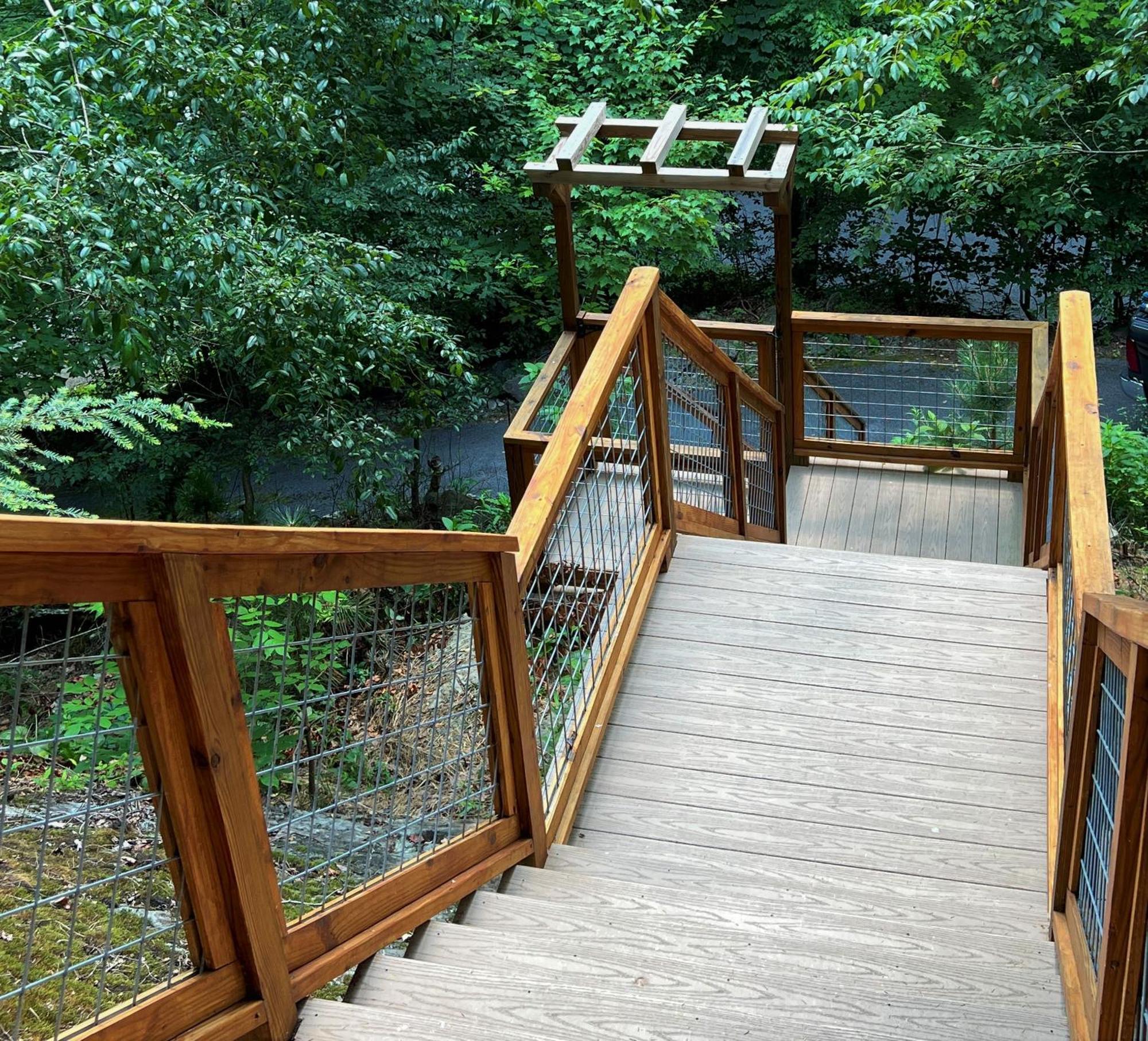 Mountain Joy -Private Treehouse Style Cabin That Sleeps 4-Free Tickets Gatlinburg Eksteriør billede